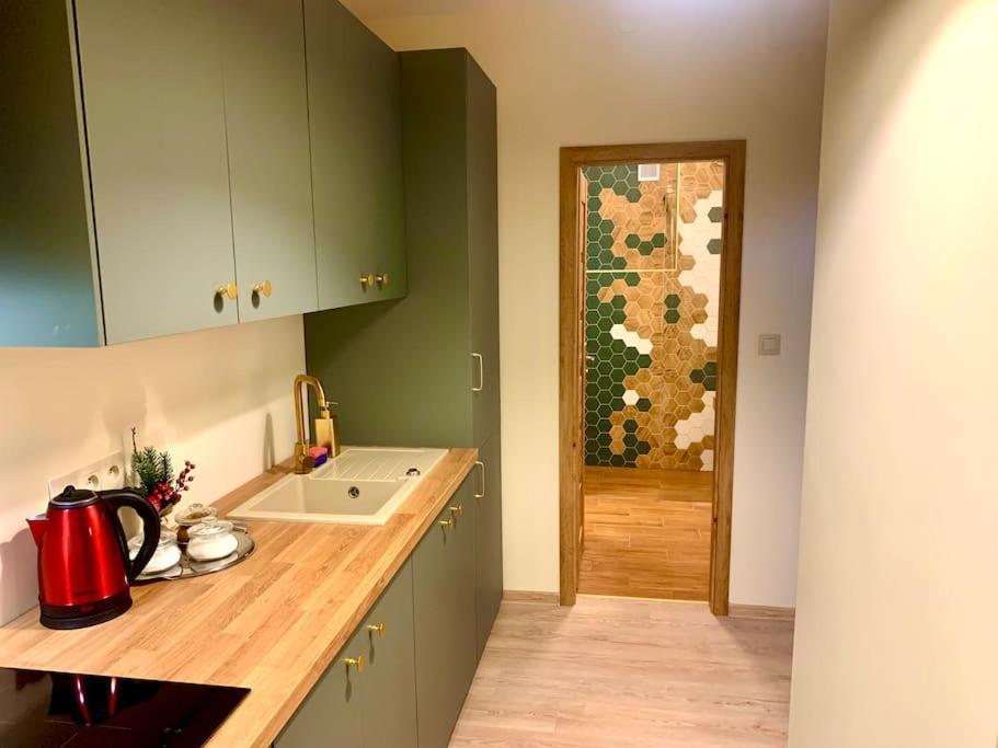Brand New, Design Apartment Jojo, Oldtown, Balcony Pressburg Exterior foto
